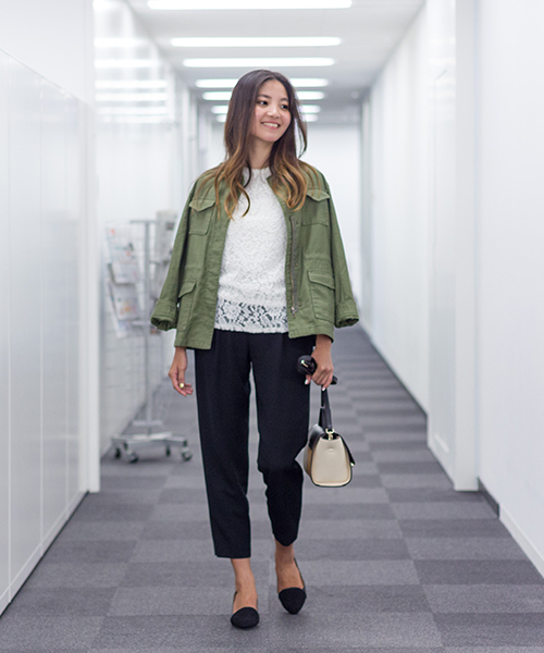 NATURAL BEAUTY BASIC(ナチュラルビューティーベーシック)の「ジョギパンツ(その他パンツ・レディース・ブラック/グレー・SMALL/MEDIUM/X-SMALL)」の14枚目の写真