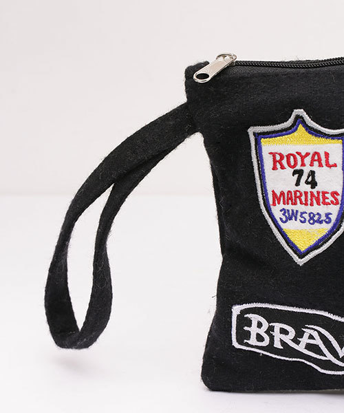 ANATHA（アナータ）の「ANATHA/ワッペンフェルトクラッチ（クラッチバッグ・レディース・グレー/ブラック/ホワイト・FREE）」の13枚目の写真