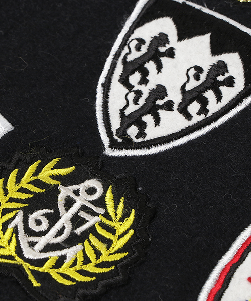 ANATHA（アナータ）の「ANATHA/ワッペンフェルトクラッチ（クラッチバッグ・レディース・グレー/ブラック/ホワイト・FREE）」の6枚目の写真