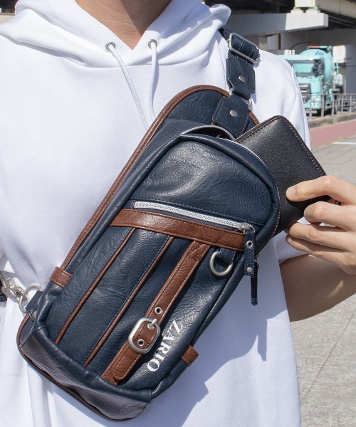 カジュアルワンショルダー縦型ボディバッグ（ボディバッグ/ウエストポーチ）｜ZARIO（ザリオ）
