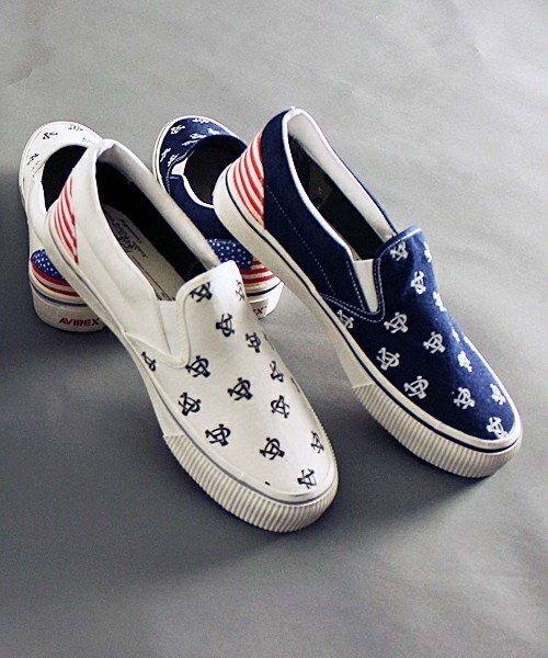 AVIREX（アヴィレックス）の「avirex/ アヴィレックス / SNEAKER"FREEDOM"Ⅱ/ スニーカー"フリーダム"Ⅱ/　スリッポン（スリッポン・レディース・ホワイト/ネイビー・24/25/28/23/25.5/26.5/29/26/27/27.5）」の9枚目の写真