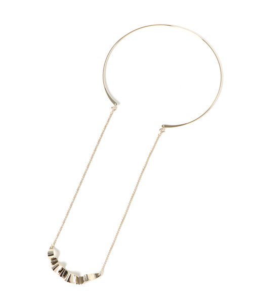 STUDIOUS（ステュディオス）の「ウェーブボードネックレス（ネックレス・レディース・ゴールド/シルバー・FREE）」の2枚目の写真