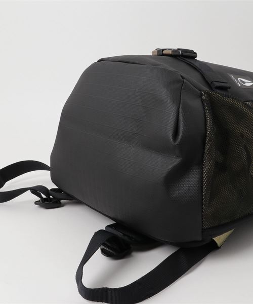 NIXON（ニクソン）の「【NIXON/ニクソン】LANDLOCK III （バックパック/リュック・メンズ・ブラック系その他/ブラック/カモフラージュ・FREE）」の5枚目の写真