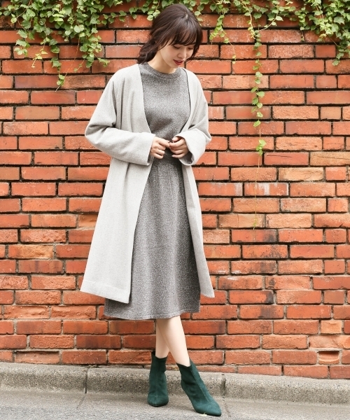 A part by(アパートバイ)の「12GラメキリカエCNワンピース 773439 (ワンピース・レディース・ブラック/ベージュ/グレー・FREE)」の8枚目の写真