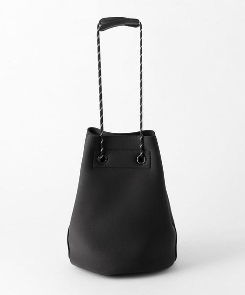 BEAUTY&YOUTH UNITED ARROWS（ビューティーアンドユースユナイテッドアローズ）の「BY カラ―ドローストバッグ о（ショルダーバッグ・レディース・イエロー/ブラック/ベージュ/オリーブ・FREE）」の6枚目の写真