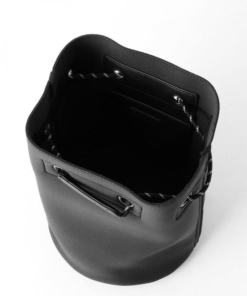 BEAUTY&YOUTH UNITED ARROWS（ビューティーアンドユースユナイテッドアローズ）の「BY カラ―ドローストバッグ о（ショルダーバッグ・レディース・イエロー/ブラック/ベージュ/オリーブ・FREE）」の11枚目の写真