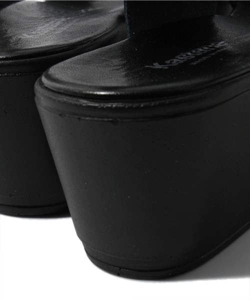 Kastane（カスタネ）の「ENARGIE（サンダル・レディース・ホワイト/ブラック・36/37/38）」の5枚目の写真