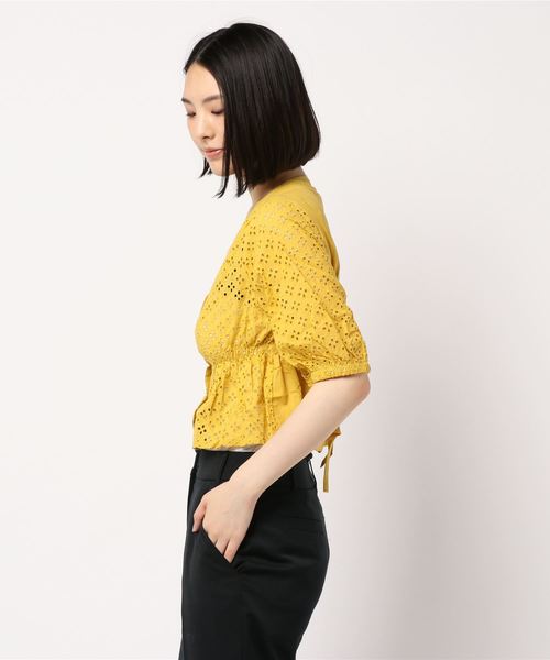 fifth（フィフス）の「バックシャンコットンレースブラウス（シャツ/ブラウス・レディース・ホワイト/イエロー/スモークピンク・MEDIUM）」の4枚目の写真