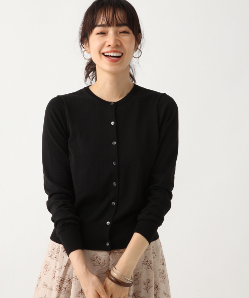 A part by（アパートバイ）の「14GPoRyCuクルーカーディガン　845795（カーディガン/ボレロ・レディース・ホワイト/ブラック/ブラウン・FREE）」の2枚目の写真