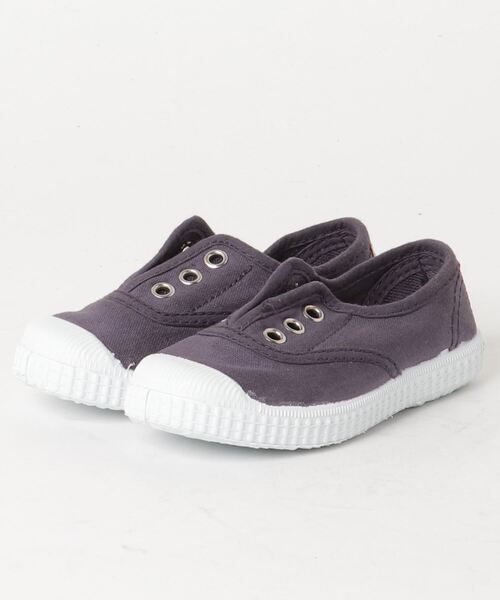 Cienta(シエンタ)の「CIENTA(スリッポン・キッズ・ラベンダー/アクア/イエロー/ライトグリーン/ミント/パープル/カーキ/ブルー/ダークグレー/レッド/ネイビー/グレー/ライトピンク/グレー系その他/フューシャピンク/スモークピンク/レモンイエロー/バーガンディー/モスグリーン/ホワイト/スカイブルー/ベージュ・23/25/28/31/32/29/30/34/22/26/18cm/15cm/16cm/17cm/19cm/27/13cm/14cm/20cm)」の15枚目の写真