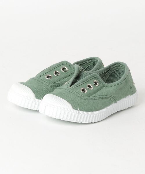 Cienta(シエンタ)の「CIENTA(スリッポン・キッズ・ラベンダー/アクア/イエロー/ライトグリーン/ミント/パープル/カーキ/ブルー/ダークグレー/レッド/ネイビー/グレー/ライトピンク/グレー系その他/フューシャピンク/スモークピンク/レモンイエロー/バーガンディー/モスグリーン/ホワイト/スカイブルー/ベージュ・23/25/28/31/32/29/30/34/22/26/18cm/15cm/16cm/17cm/19cm/27/13cm/14cm/20cm)」の8枚目の写真