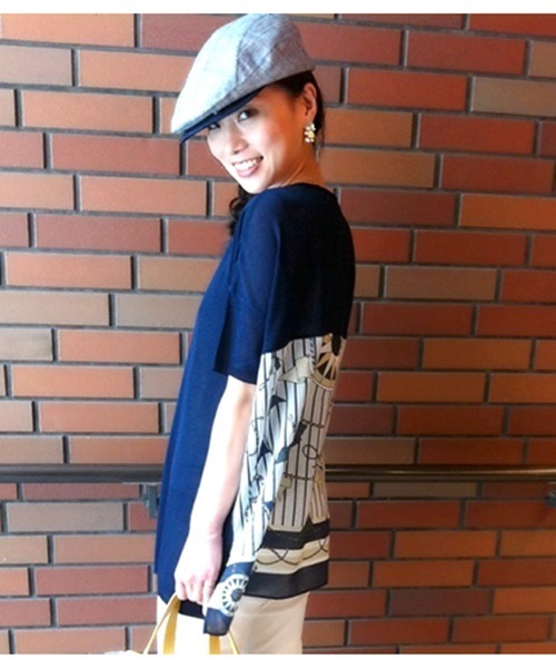 LOUNGEDRESS（ラウンジドレス）の「パネルコンビニット（ニット/セーター・レディース・オフホワイト/ネイビー・ﾌﾘ-）」の2枚目の写真