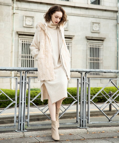 DouDou(ドゥドゥ)の「キャメルストレッチタートルワンピース(ワンピース・レディース・オフホワイト/モカ/ピンク・FREE)」の2枚目の写真