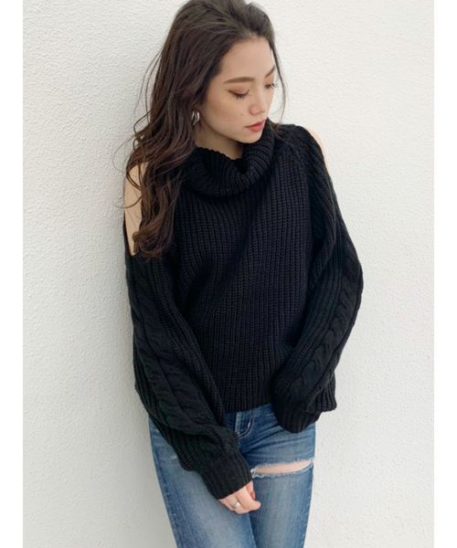 GYDA（ジェイダ）の「ケーブルショルダーニットトップス（ニット/セーター・レディース・ブラック/ベージュ/ピンク/アイボリー・FREE）」の3枚目の写真