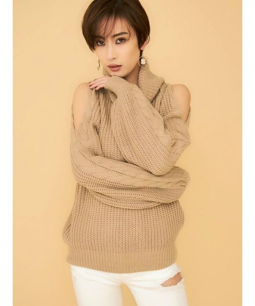 GYDA（ジェイダ）の「ケーブルショルダーニットトップス（ニット/セーター・レディース・ブラック/ベージュ/ピンク/アイボリー・FREE）」の6枚目の写真