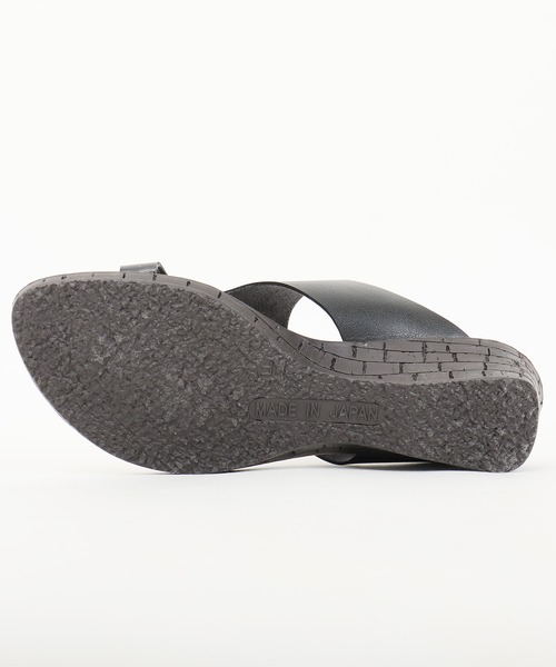 Fashion Letter（ファッションレター）の「日本製アシンメトリートングサンダル（サンダル・レディース・ブラック/シルバー/パイソン・LL/S/M/L）」の12枚目の写真