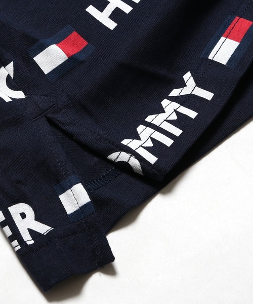 TOMMY HILFIGER（トミーヒルフィガー）の「Tommy Hilfiger/トミーヒルフィガー REPEATED FLAG SCRIPT PRINT TEE 総柄半袖Tシャツ（Tシャツ/カットソー・メンズ・ホワイト/ネイビー・XL/L/M/S）」の8枚目の写真