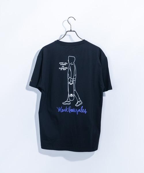 Mark Gonzales(マーク・ゴンザレス)の「Mark Gonzales/マークゴンザレス 別注オーバーサイズ グラフィックプリントTシャツ(Tシャツ/カットソー・メンズ・ホワイト/ベージュ/ブラック/グリーン/グレイッシュブルー/ベージュ系その他/ブラック系その他/グリーン系その他/ブルー系その他/ホワイト系その他/ベージュ系その他2/ブラック系その他2/グリーン系その他2/ブルー系その他2/ホワイト系その他2/ベージュ系その他3/ブラック系その他3/グリーン系その他3/ブルー系その他3/ホワイト系その他3・M/L/XL)」の7枚目の写真