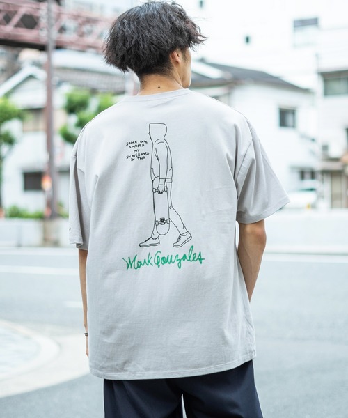 Mark Gonzales(マーク・ゴンザレス)の「Mark Gonzales/マークゴンザレス 別注オーバーサイズ グラフィックプリントTシャツ(Tシャツ/カットソー・メンズ・ホワイト/ベージュ/ブラック/グリーン/グレイッシュブルー/ベージュ系その他/ブラック系その他/グリーン系その他/ブルー系その他/ホワイト系その他/ベージュ系その他2/ブラック系その他2/グリーン系その他2/ブルー系その他2/ホワイト系その他2/ベージュ系その他3/ブラック系その他3/グリーン系その他3/ブルー系その他3/ホワイト系その他3・M/L/XL)」の11枚目の写真