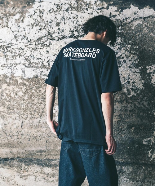 Mark Gonzales(マーク・ゴンザレス)の「Mark Gonzales/マークゴンザレス 別注オーバーサイズ グラフィックプリントTシャツ(Tシャツ/カットソー・メンズ・ホワイト/ベージュ/ブラック/グリーン/グレイッシュブルー/ベージュ系その他/ブラック系その他/グリーン系その他/ブルー系その他/ホワイト系その他/ベージュ系その他2/ブラック系その他2/グリーン系その他2/ブルー系その他2/ホワイト系その他2/ベージュ系その他3/ブラック系その他3/グリーン系その他3/ブルー系その他3/ホワイト系その他3・M/L/XL)」の22枚目の写真