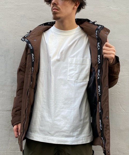 RVCA（ルーカ）の「RVCA/ルーカ ナイロンマウンテンジャケット BA042