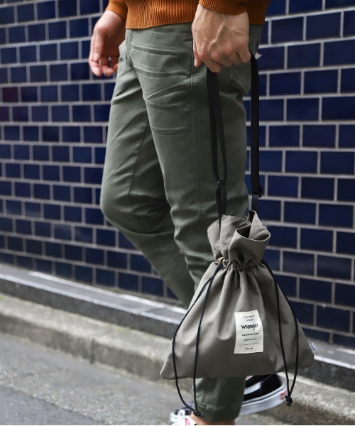 BAYFLOW（ベイフロー）の「【Wrangler(ラングラー)】別注スエードキンチャク（ハンドバッグ・メンズ・ベージュ/グレー/ブラック・FREE）」の3枚目の写真