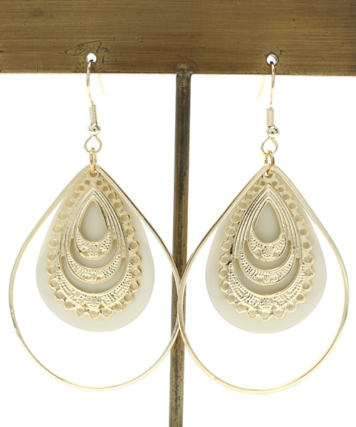 チャイハネ（チャイハネ）の「【チャイハネ】メーティアピアス（ピアス（両耳用）・レディース・ブルー/ブラウン/ホワイト・FREE）」の9枚目の写真