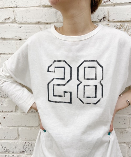 SHENERY（シーナリー）の「No.28TEE（Tシャツ/カットソー・レディース・オフホワイト・FREE）」の2枚目の写真