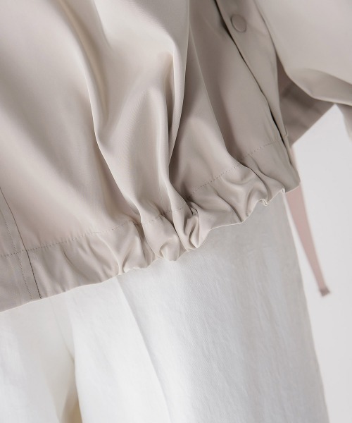 socolla（ソコラ）の「【socolla】ダブルフェイスフレアマウンテンパーカー（その他アウター・レディース・ブラック/ベージュ/ブルー・S/M）」の6枚目の写真