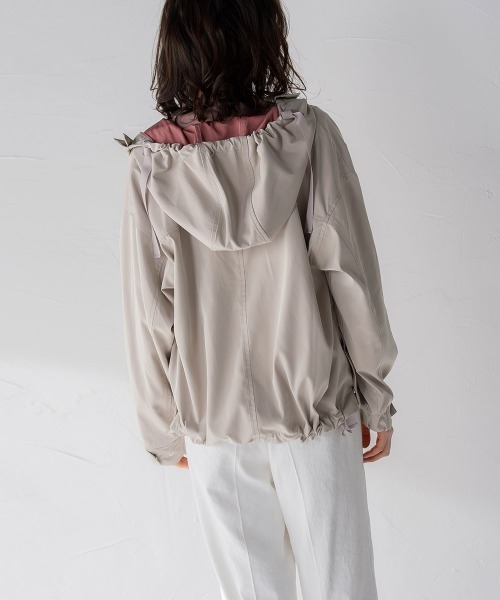 socolla（ソコラ）の「【socolla】ダブルフェイスフレアマウンテンパーカー（その他アウター・レディース・ブラック/ベージュ/ブルー・S/M）」の21枚目の写真