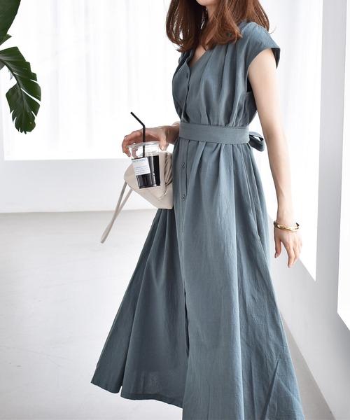 solleim（ソルレム）の「リネンライクウエストマークタックロングワンピース（ワンピース・レディース・ベージュ/ブラック/ブルーグレー・FREE）」の3枚目の写真