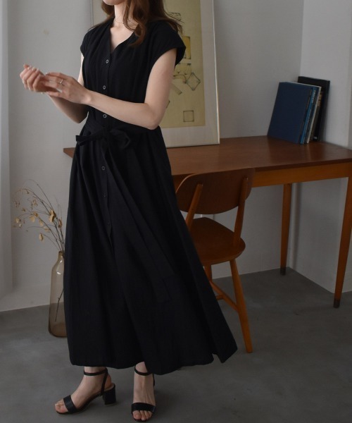 solleim（ソルレム）の「リネンライクウエストマークタックロングワンピース（ワンピース・レディース・ベージュ/ブラック/ブルーグレー・FREE）」の11枚目の写真