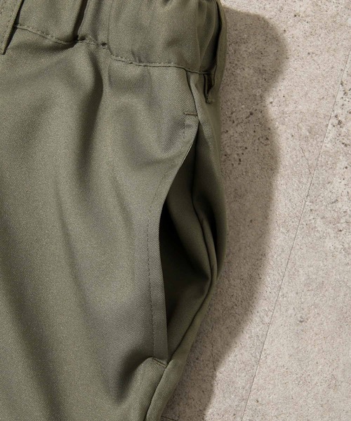 UNCORD（アンコード）の「【UNCORD】Tech balloon wide cargo pants/テックバルーンワイドカーゴパンツ（カーゴパンツ・メンズ・ブラック/ベージュ/グレー/カーキ・MEDIUM/LARGE/X-LARGE）」の17枚目の写真