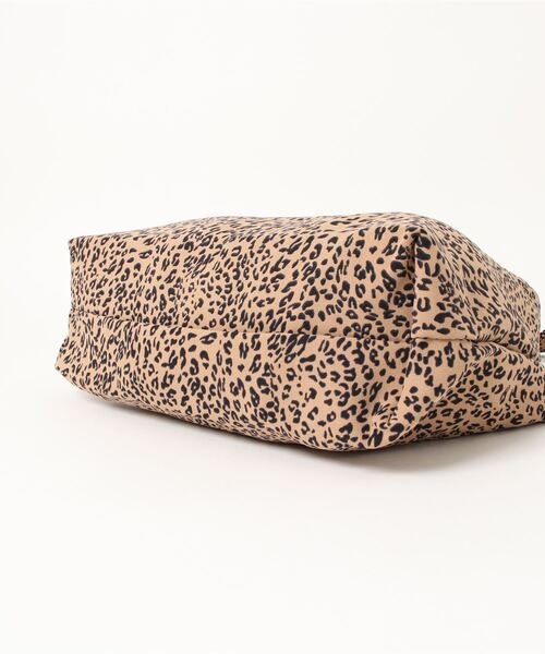 ammy.（エイミードット）の「【 ammy. / エイミードット 】 アニマル レオパード ソフト ワンショルダー トートバッグ（トートバッグ・レディース・ホワイト/ブラウン・FREE）」の3枚目の写真