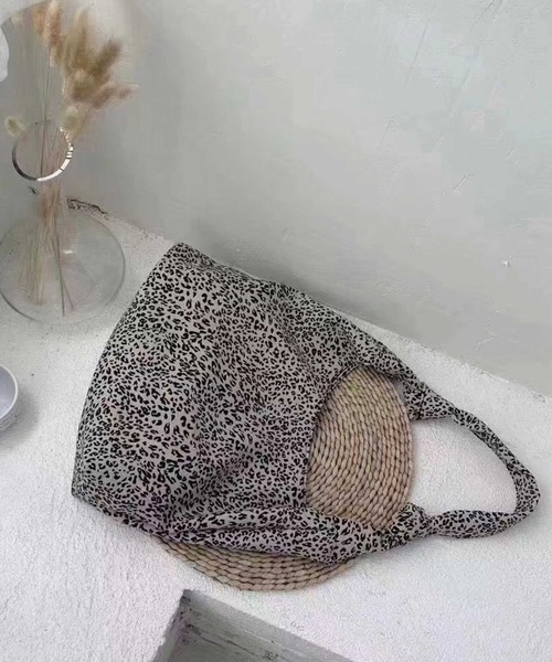 ammy.（エイミードット）の「【 ammy. / エイミードット 】 アニマル レオパード ソフト ワンショルダー トートバッグ（トートバッグ・レディース・ホワイト/ブラウン・FREE）」の6枚目の写真