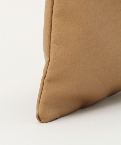 RAGEBLUE(レイジブルー)の「フェイクレザーBIGトート/948711(ショルダーバッグ・レディース・ベージュ/ベージュ系その他/ブルー系その他/ブラック/ライトグリーン/レッド系その他/ライトブルー・FREE)」の16枚目の写真