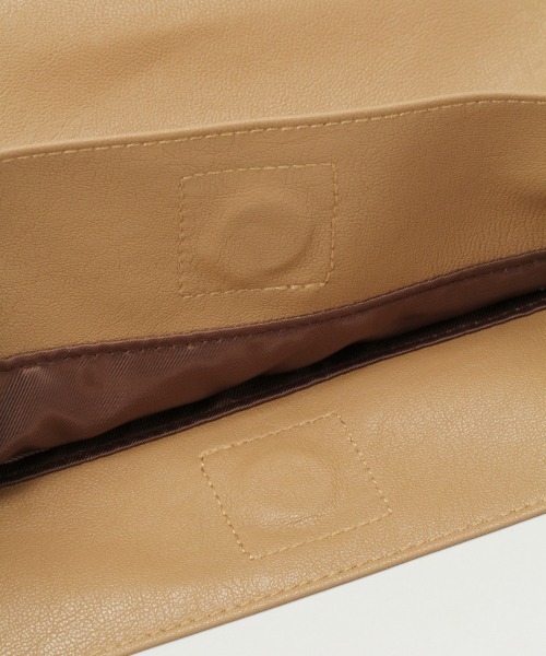 RAGEBLUE(レイジブルー)の「フェイクレザーBIGトート/948711(ショルダーバッグ・レディース・ベージュ/ベージュ系その他/ブルー系その他/ブラック/ライトグリーン/レッド系その他/ライトブルー・FREE)」の17枚目の写真