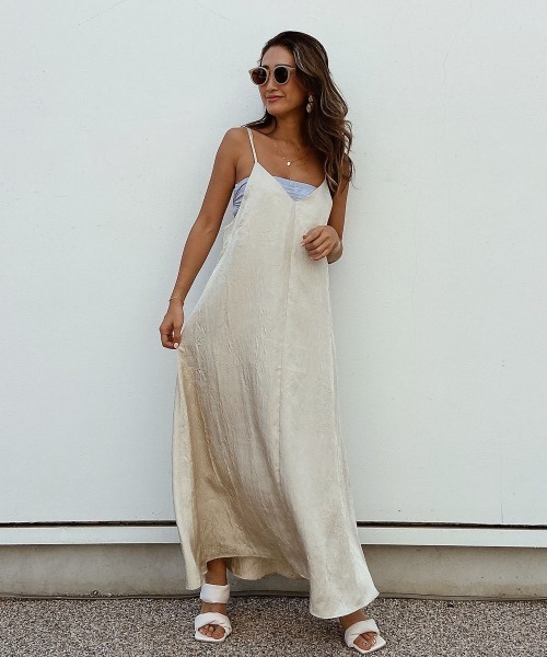 esutoreja（エストレジャ）の「バッククロスウェーブワンピース（ワンピース・レディース・ブラック/イエロー系その他/サーモンピンク・FREE）」の4枚目の写真