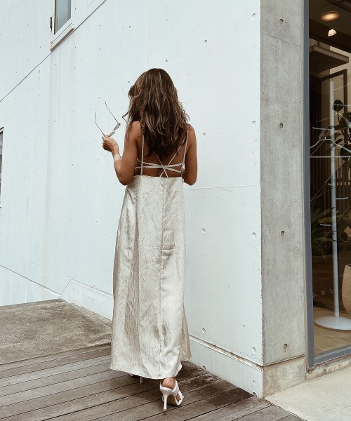 esutoreja（エストレジャ）の「バッククロスウェーブワンピース（ワンピース・レディース・ブラック/イエロー系その他/サーモンピンク・FREE）」の10枚目の写真