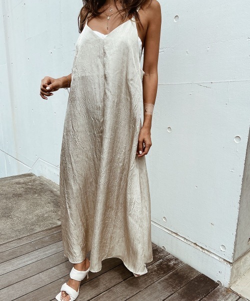 esutoreja（エストレジャ）の「バッククロスウェーブワンピース（ワンピース・レディース・ブラック/イエロー系その他/サーモンピンク・FREE）」の11枚目の写真