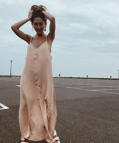 esutoreja（エストレジャ）の「バッククロスウェーブワンピース（ワンピース・レディース・ブラック/イエロー系その他/サーモンピンク・FREE）」の14枚目の写真