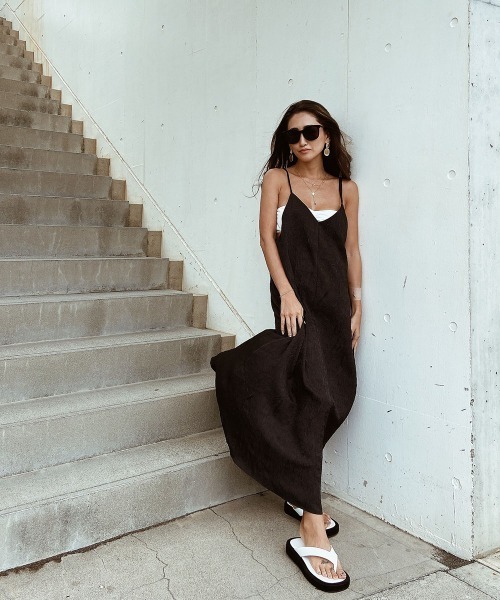 esutoreja（エストレジャ）の「バッククロスウェーブワンピース（ワンピース・レディース・ブラック/イエロー系その他/サーモンピンク・FREE）」の16枚目の写真