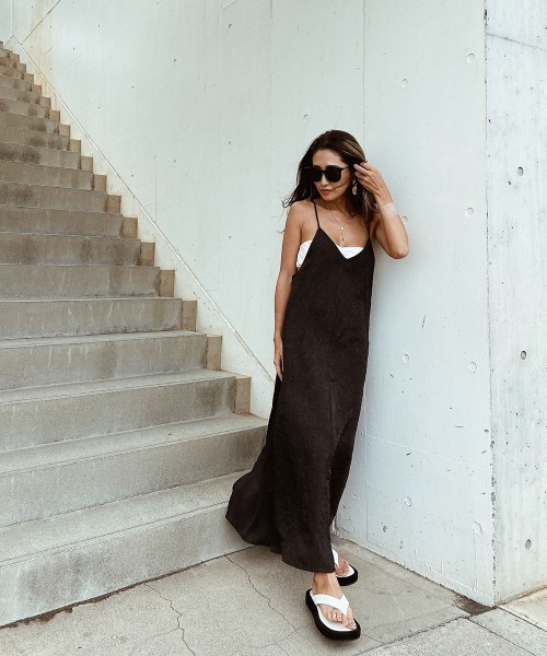 esutoreja（エストレジャ）の「バッククロスウェーブワンピース（ワンピース・レディース・ブラック/イエロー系その他/サーモンピンク・FREE）」の17枚目の写真