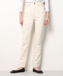 Nudie Jeans（ヌーディージーンズ）の「Breezy Britt Dusty White ブリージーブリット レギュラーテーパード ジーンズ(レングス30)（デニムパンツ）」