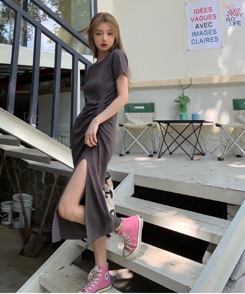 Opinion korean town（オピニオン コリアン タウン）の「Ｔシャツマキシワンピース（ワンピース・レディース・ブラック/チャコールグレー・FREE）」の8枚目の写真