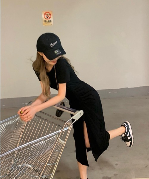 Opinion korean town（オピニオン コリアン タウン）の「Ｔシャツマキシワンピース（ワンピース・レディース・ブラック/チャコールグレー・FREE）」の7枚目の写真