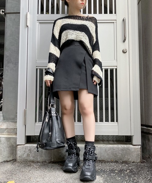 Figments（フィグメンツ）の「ザックリボーダーニット（ニット/セーター・レディース・ブラック・FREE）」の4枚目の写真