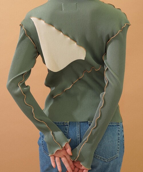 kotohayokozawa（コトハヨコザワ）の「【kotohayokozawa(コトハヨコザワ)】ロングスリーブトップス TD21A-P05（Tシャツ/カットソー・レディース・ブラック/ネイビー/グレー/グリーン/アイボリー・FREE）」の12枚目の写真