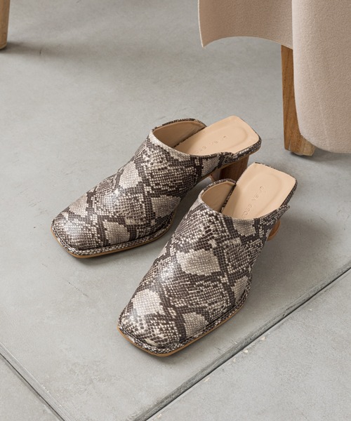 prose verse（プロズヴェール）の「ウッドヒールステッチ入りミュール（パンプス・レディース・ブラック/ベージュ/アイボリー・SMALL/MEDIUM/LARGE/X-LARGE/XX-LARGE/X-SMALL）」の13枚目の写真