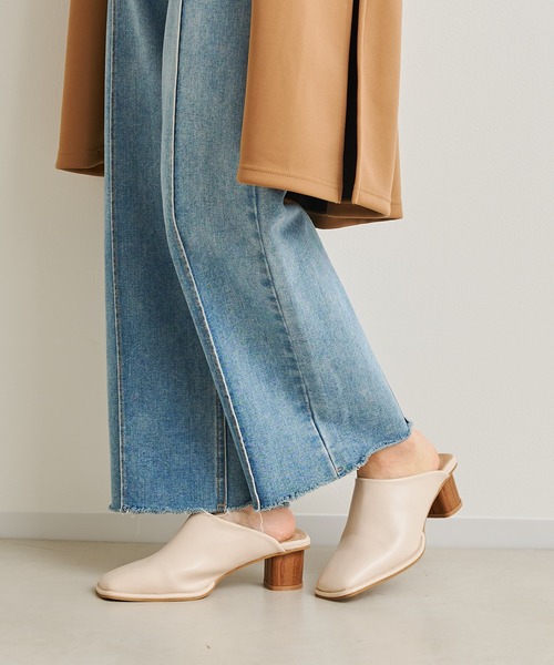 prose verse（プロズヴェール）の「ウッドヒールステッチ入りミュール（パンプス・レディース・ブラック/ベージュ/アイボリー・SMALL/MEDIUM/LARGE/X-LARGE/XX-LARGE/X-SMALL）」の18枚目の写真